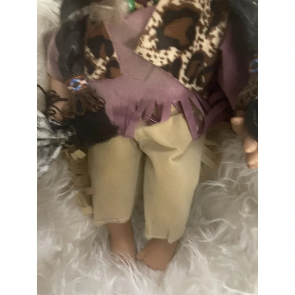 DanEa 1-2500 Vintage Porcelain Indian Doll 13